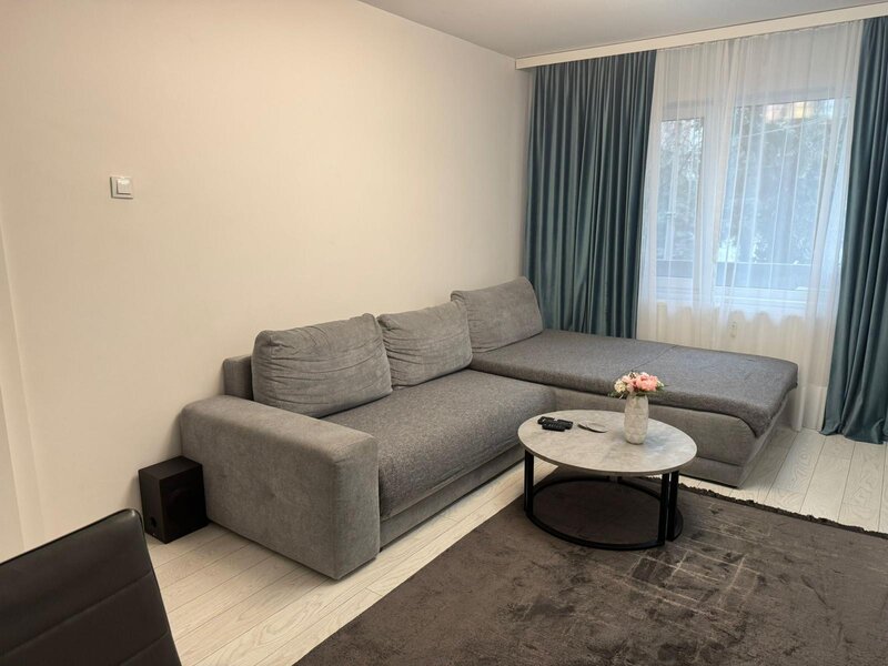 Basarabiei Arena Nationala Diham, ap. superb 12 min. metrou Muncii